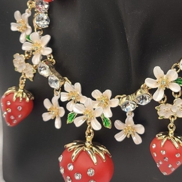 Betsey Johnson strawberry statement NWT - Picture 2 of 3